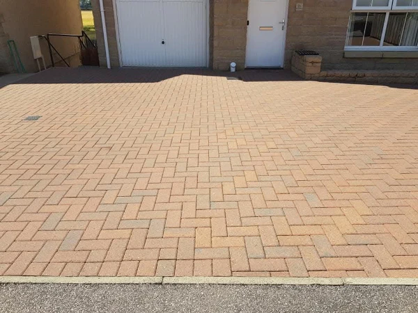 landscape_gardening_inverurie_patios